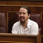 Pablo Iglesias haciendo algo con la lengua... &iexcl;Ven que te como!