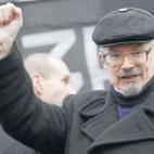 El escritor y activista muri&oacute; en Mosc&uacute; (Rusia) a los 77 a&ntilde;os el 17 de marzo. Lim&oacute;nov se hizo famoso internacionalmente tras la publicaci&oacute;n de su biograf&iacute;a, escrita por Emmanuel Carr&egrave;re. Sus novela...