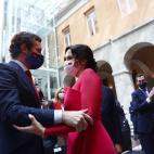 Casado y Ayuso en el acto de investidura como presidenta de la Comunidad de Madrid el 19 de junio de 2021.