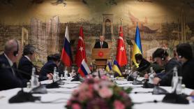 Turquía anuncia reuniones con Ucrania, Rusia y EEUU este viernes