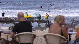 Una sueca alerta de lo que ocurre en Tenerife: "Me temo que se está convirtiendo en Benidorm"