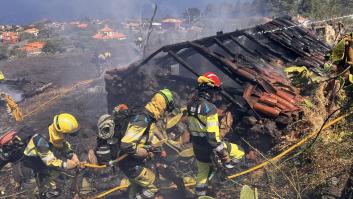 La evolución "favorable" del incendio de La Palma permite el regreso de la mayoría de vecinos a sus casas