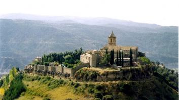 Un pueblo medieval de 47 habitantes y paisajes únicos tiene la catedral más pequeña de España