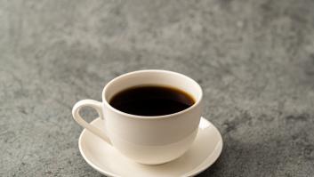 Empieza a ser habitual la 'prueba de la taza de café' en las entrevistas de trabajo: así hay que reaccionar