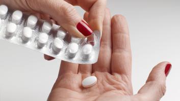 Un médico advierte a todos los que piensan que su enfermedad se esfuma con ibuprofeno y paracetamol: "No son medicamentos curativos"