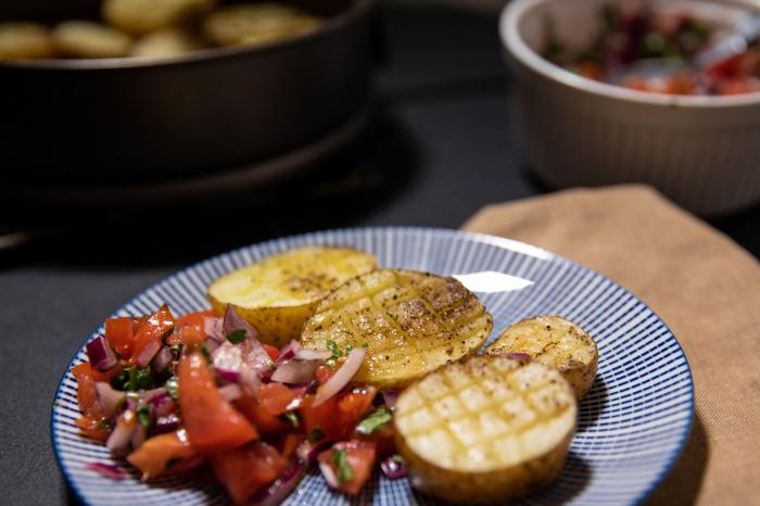Recetas fáciles: pollo a la cerveza con ciruelas