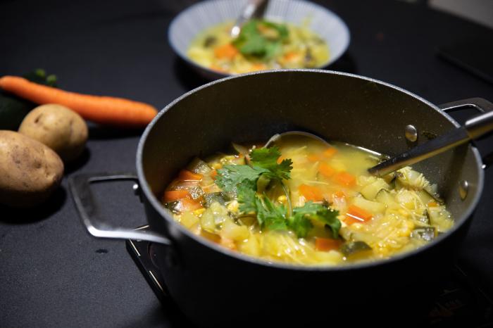 Recetas fáciles: pollo a la cerveza con ciruelas