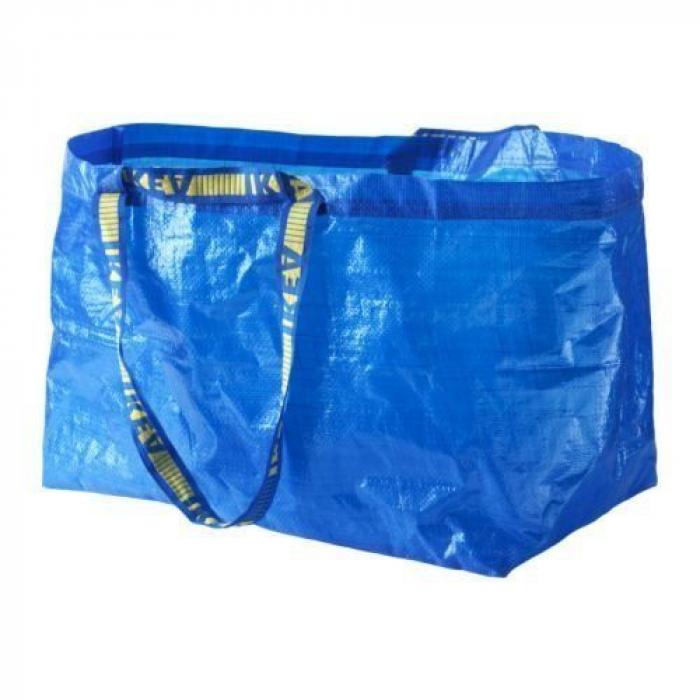 Zara versiona la bolsa azul de Ikea