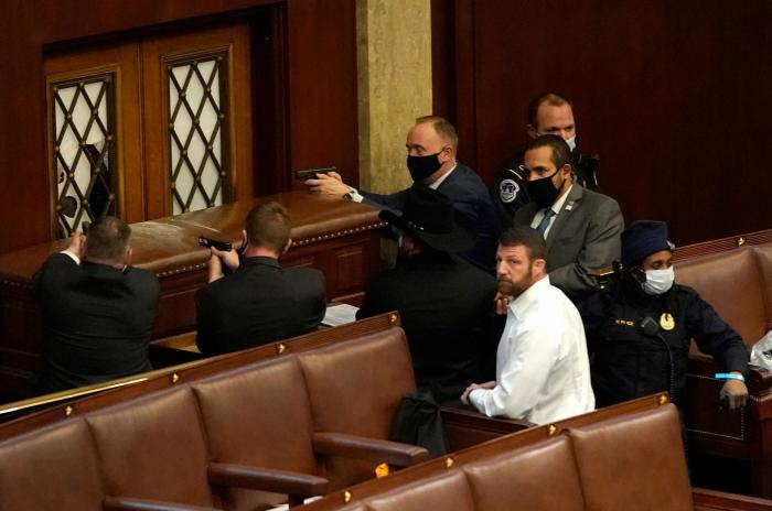 Un año del asalto al Capitolio de EEUU: ni responsabilidades asumidas ni unidad nacional