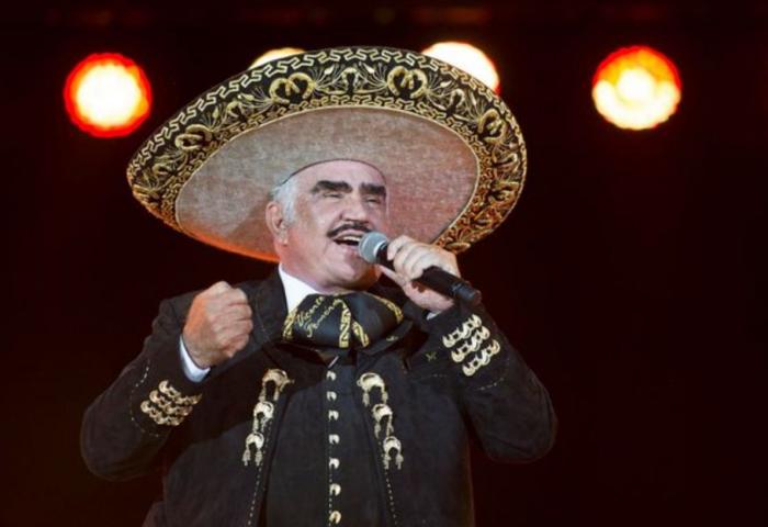 Muere a los 73 años el dibujante Carlos Romeu, fundador de 'El Jueves' y 'padre' de Miguelito