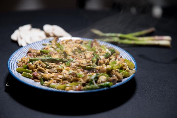 Recetas fáciles: pollo a la cerveza con ciruelas