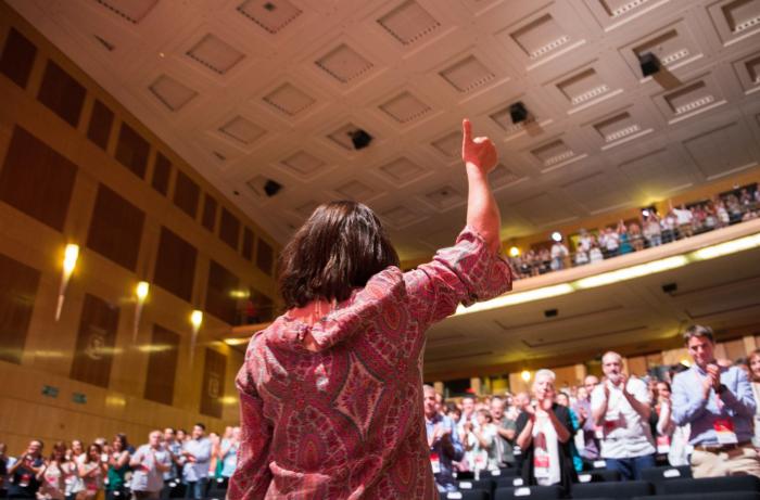 Feijóo cuenta qué haría si fuese presidente, llega el alcalde de Valladolid y es aplastante