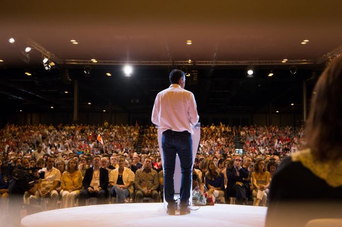 Feijóo cuenta qué haría si fuese presidente, llega el alcalde de Valladolid y es aplastante