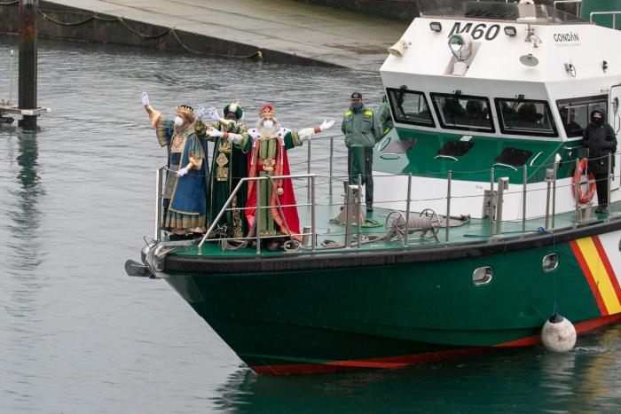 Cabalgata de Valencia: los Reyes Magos desembarcan en La Marina y recuperan el recorrido tradicional