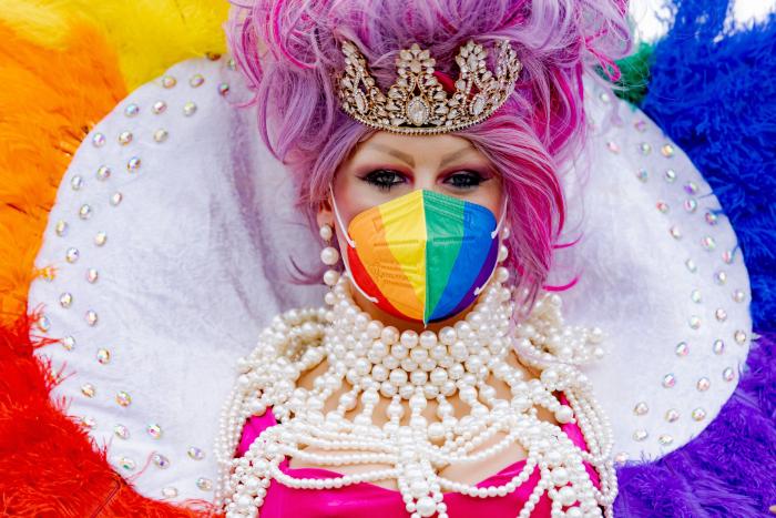 ¿Qué se sabe de la supuesta "pena de cárcel" por llevar la bandera LGTBI en el Mundial de Qatar?