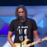 El cantante de 'La ruleta de la suerte' rompe su silencio y habla de lo que le pasa a menudo fuera de cámaras