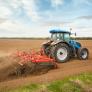 Una experta en maquinaria habla de la diferencia entre los agricultores de España y de EEUU y da que pensar