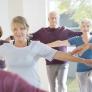 Adiós al gimnasio: el ejercicio que deberían hacer los mayores de 65 para fortalecer los músculos